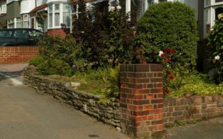 Greener Front Gardens Fight Pollution and Heat, Study Finds
