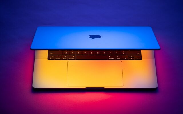 Apple Expected to Reveal Touchscreen MacBook at Pro Event