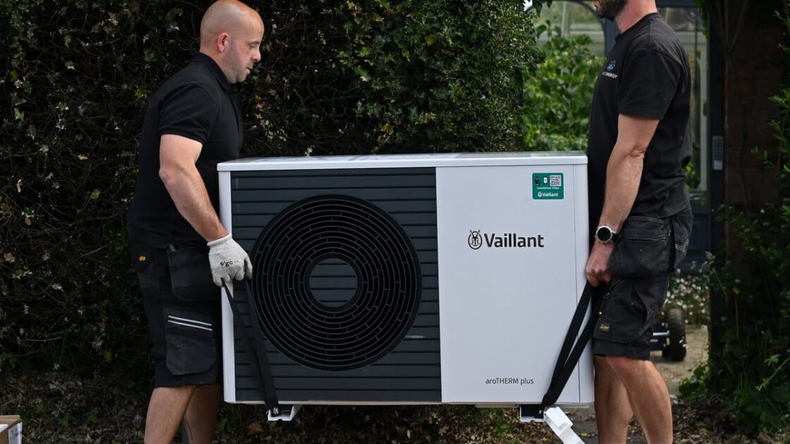 Healey’s budget cuts mean Britain is likely to miss green heating targets