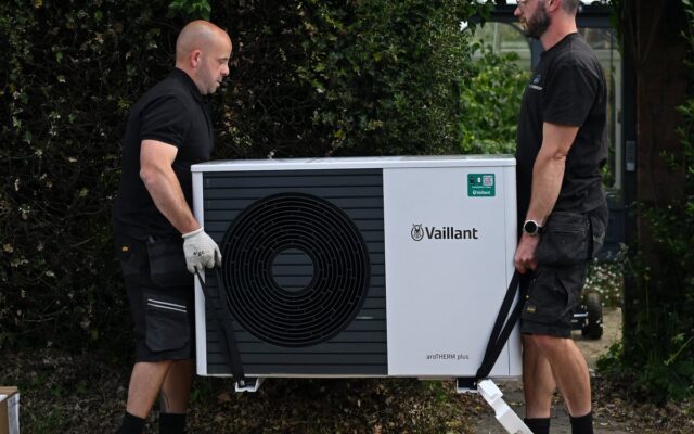 Healey’s budget cuts mean Britain is likely to miss green heating targets