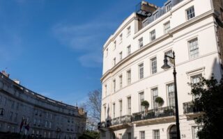 London Luxury Property Market Sees 80% Selling Below Asking Price