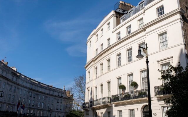 London Luxury Property Market Sees 80% Selling Below Asking Price