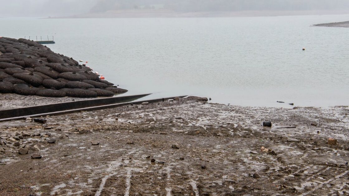 English reservoir drops to 19% full amid severe drought