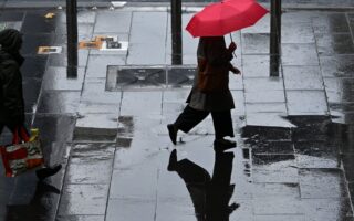 Severe storms threaten Melbourne, Sydney, Brisbane and Canberra
