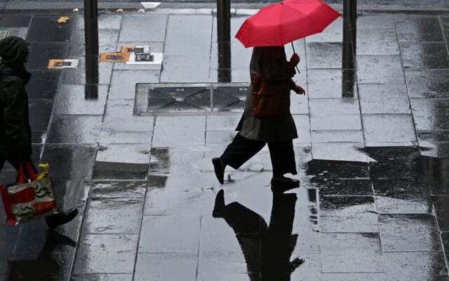 Severe storms threaten Melbourne, Sydney, Brisbane and Canberra