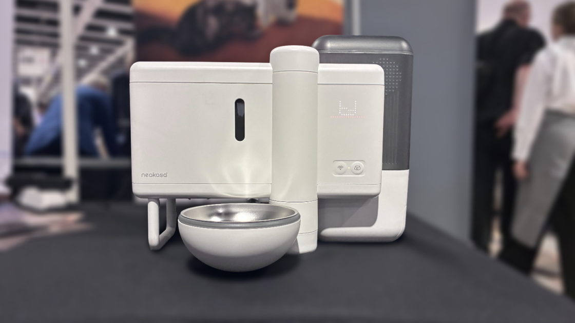 Neakasa Riko Review: Automatic Wet Cat Food Dispenser