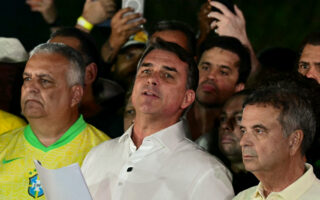 US Grants Visa to Flavio Bolsonaro Following Brazil Election Loss