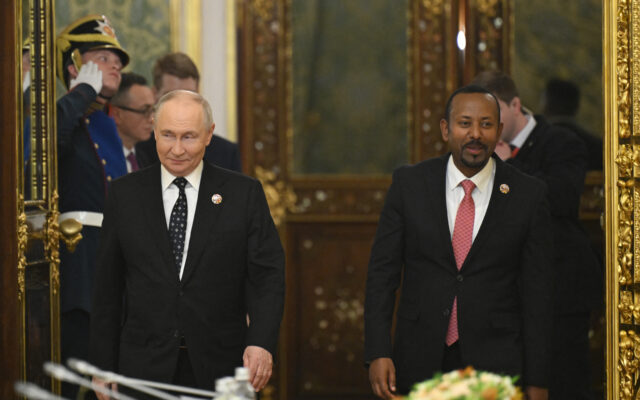 Russia Sends Su-35 Jets and Air Defences to Ethiopia