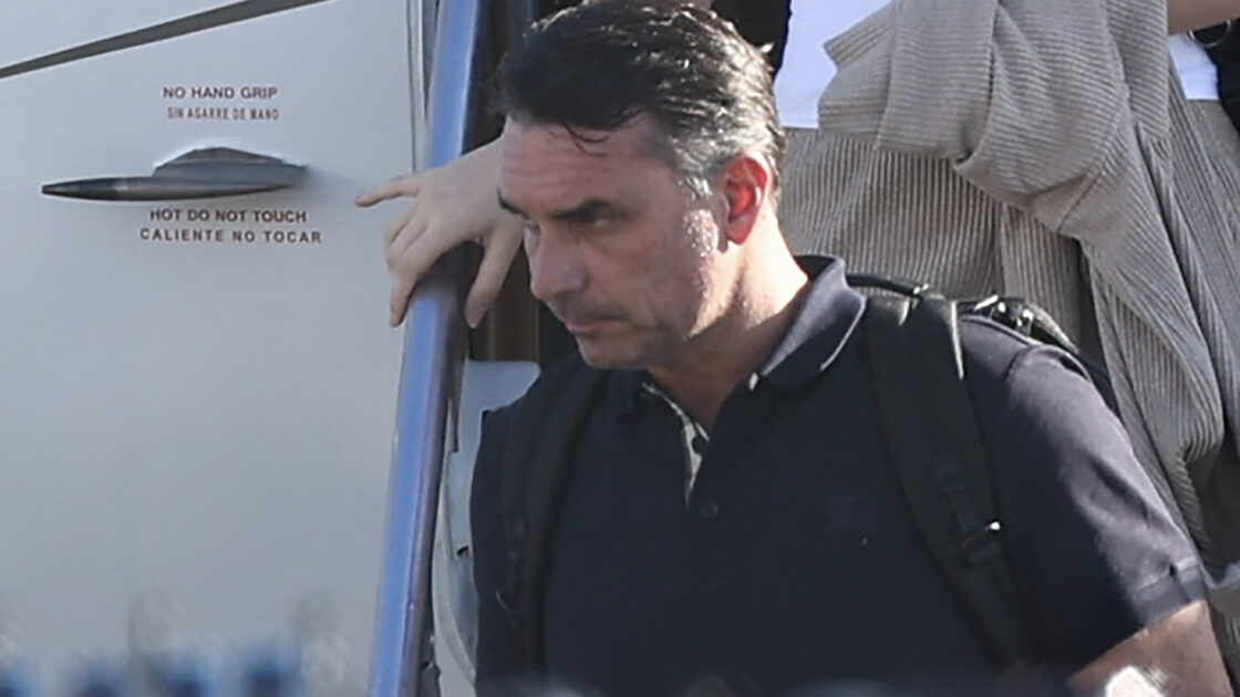 Brazil Summons Argentinian Envoy Over Bolsonaro Flight