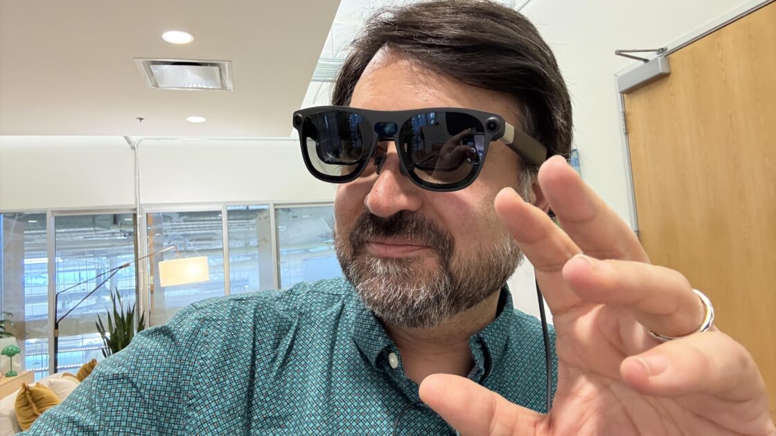 Xreal Aura Mixed Reality Headset Launches in Mid-November at $1,099