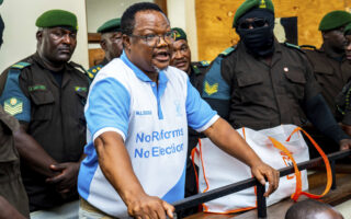 Tanzania jailed opposition leader ends hunger strike after lawyers access