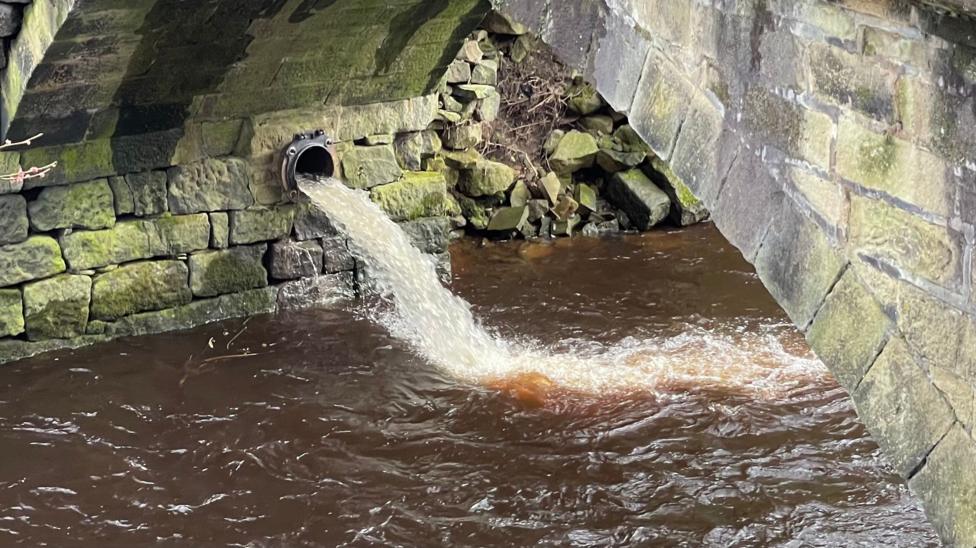 Yorkshire Water CEO resigns after lowest rating