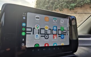 How to Customize Your Android Auto Display and Layout