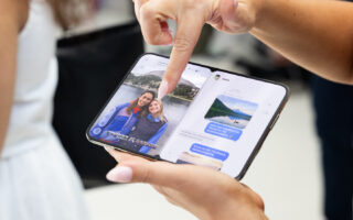 High Repair Costs Make AppleCare Essential for iPhone Duo