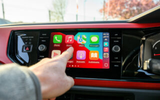 Why Many iPhone Apps Are Missing From Apple CarPlay