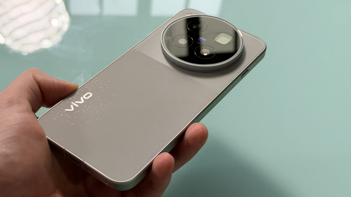 Vivo’s X500 Pro Max Focuses on Videography and Cameras