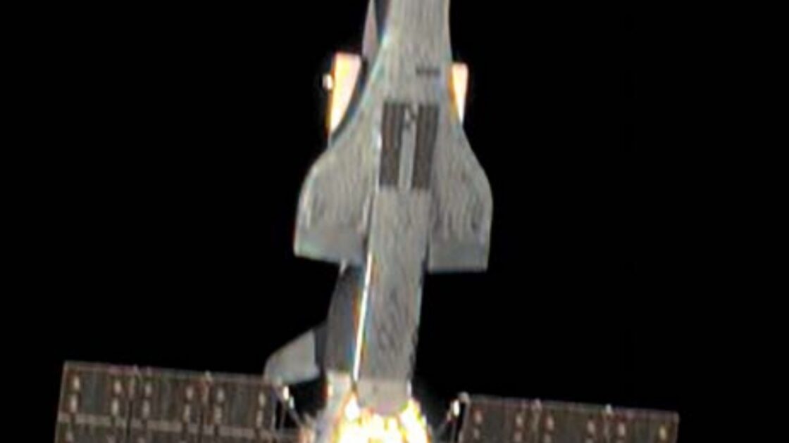 China’s Top-Secret Spaceplane Photographed in Orbit
